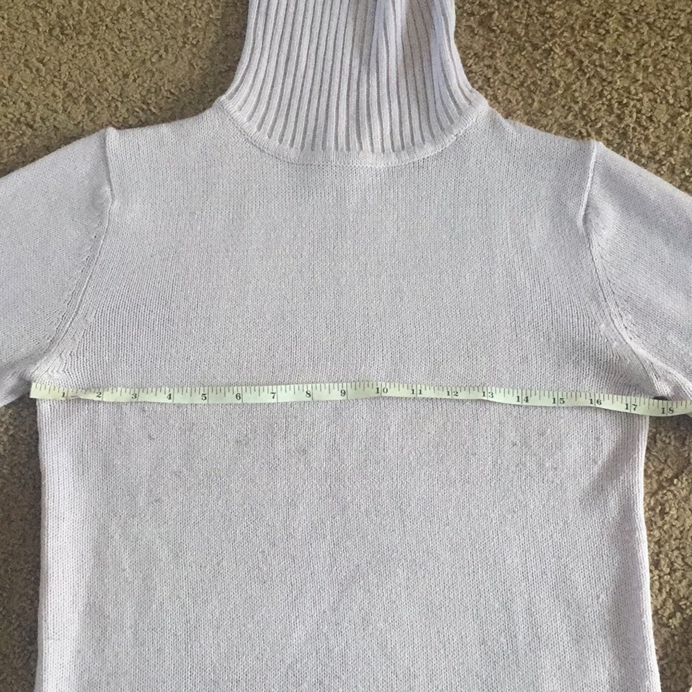 Sweater - Picture 7 of 10